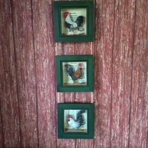 Rustic farmhouse style rooster wall hanging